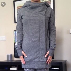 Lululemon maroon zip up sweatshirt